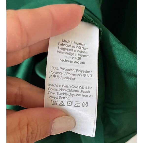 J. Crew Keyhole Long Sleeve Blouse Green Size XXS Petite NEW - Picture 8 of 8